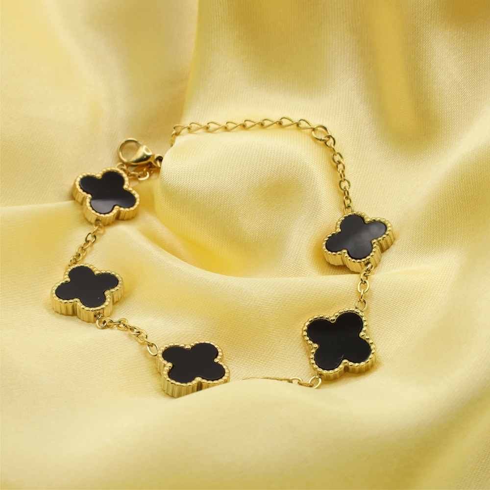 B-15-03-1.jpg Black Golden Bracelet