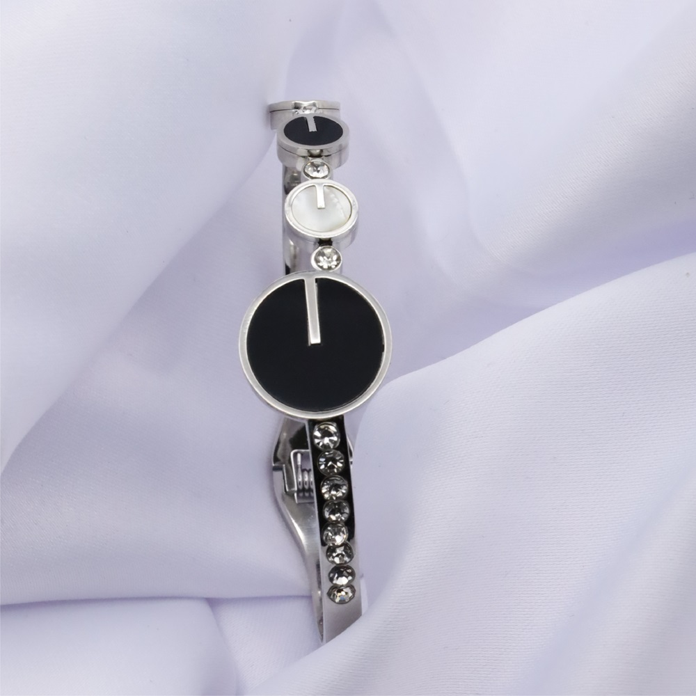 B-41-03-1.jpg Rotating Shell Silver Bracelet Bangle