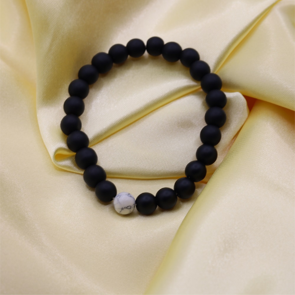 B-84-03-1.jpg Bracelet in Matt Black Tone with Howlite Bead